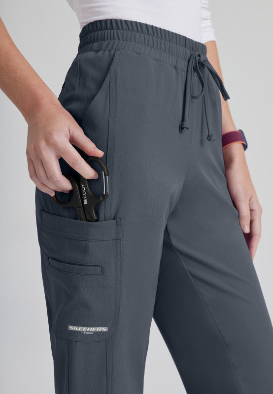 Skechers Women's 6 Pocket Elastic Waist Tapered Pant SKP623